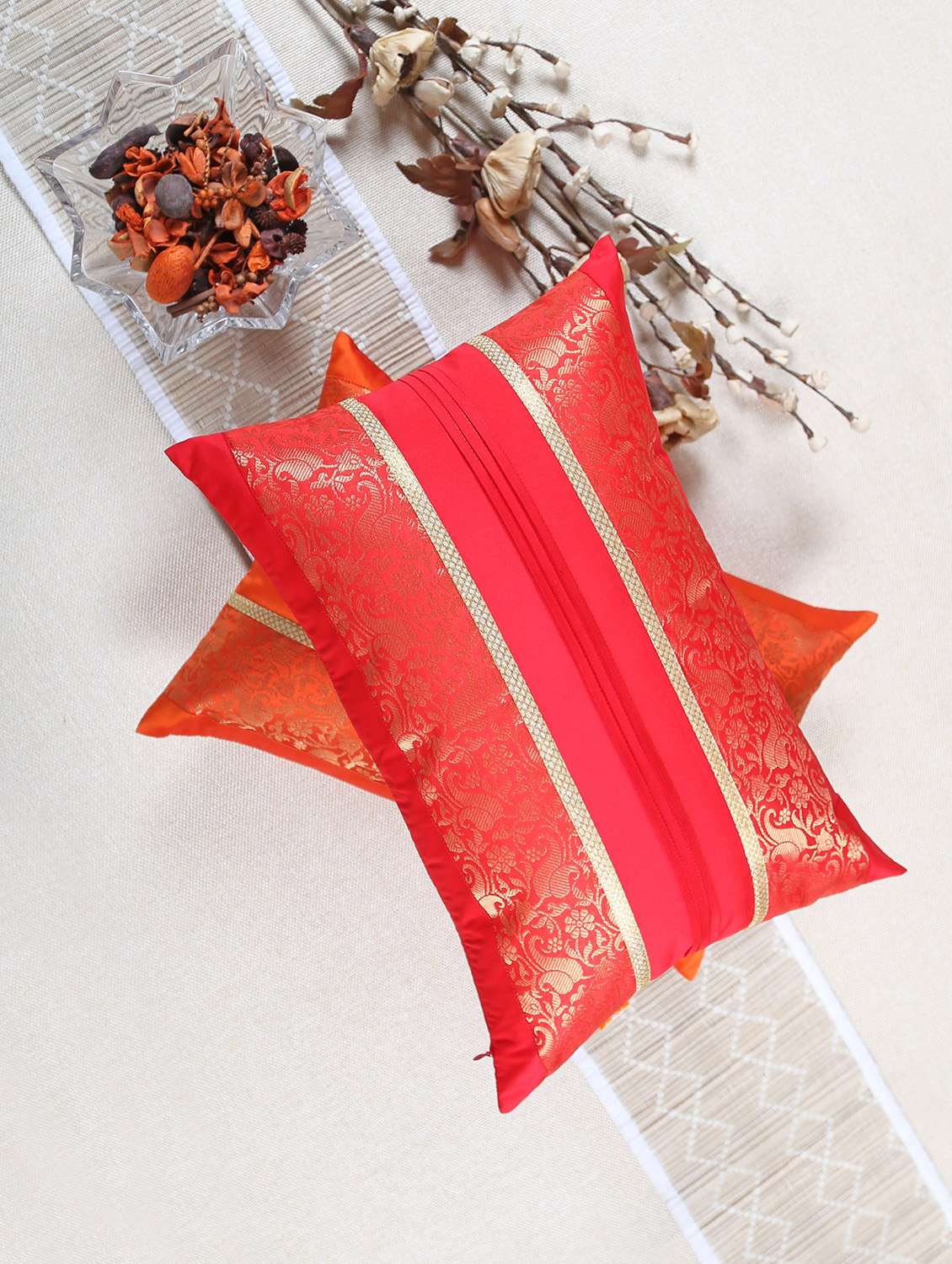 set of 2 red foliage brocade cushion cover with pleats