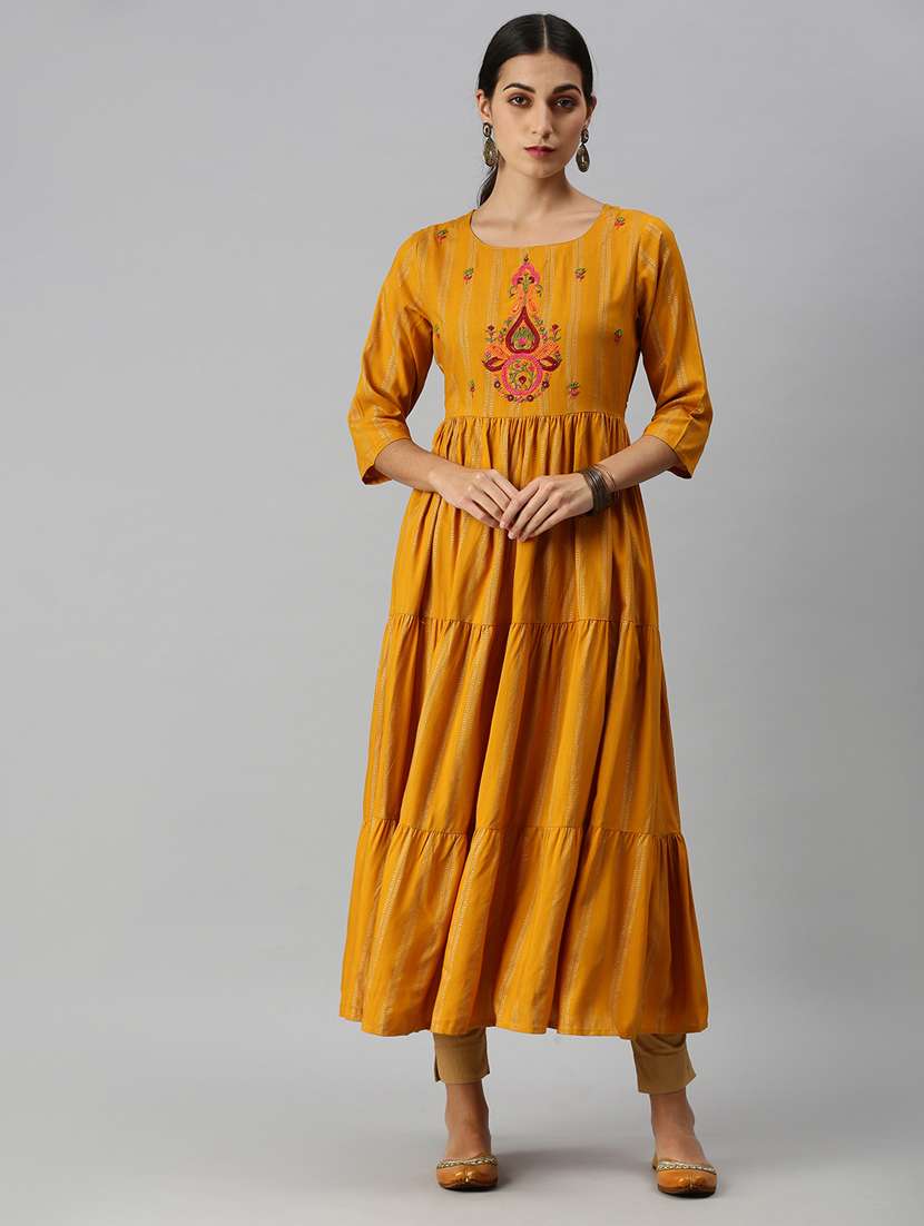 women's tiered kurta