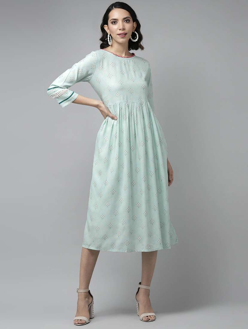 women's fit & flare floral dress