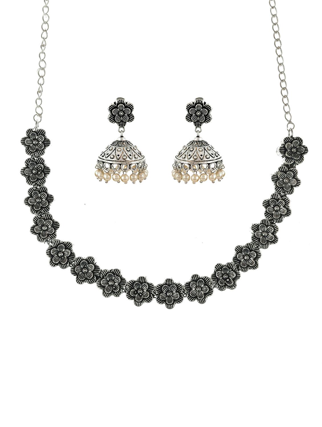 silver brass necklaces and earring - 18254229 - Zoom Image - 0