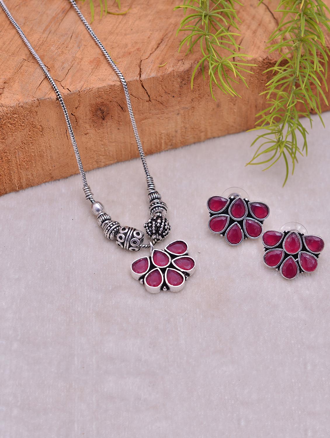 red brass necklaces and earring - 18254232 - Zoom Image - 0