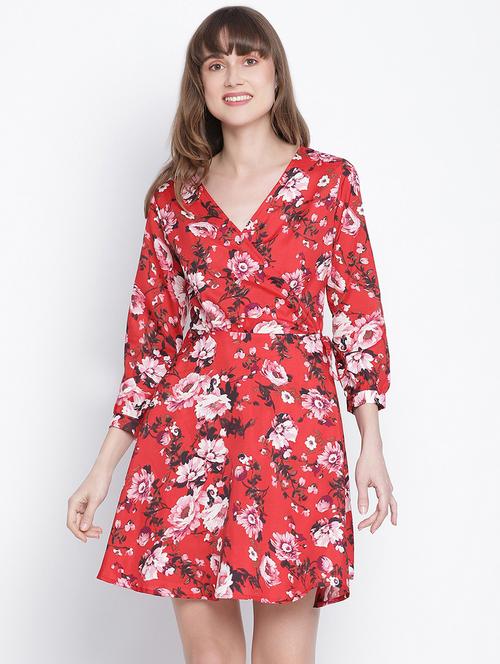 women's  floral dress - 18259586 -  Standard Image - 0