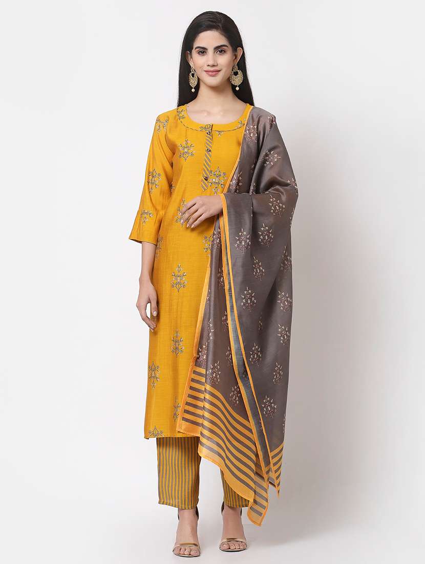 yellow suit set