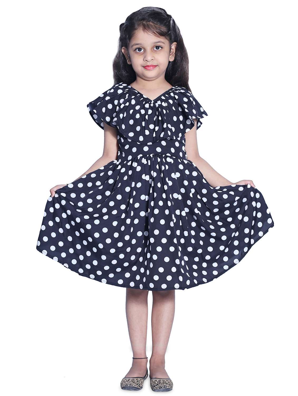 girls v neck sleeveless frock - 18269571 - Zoom Image - 0
