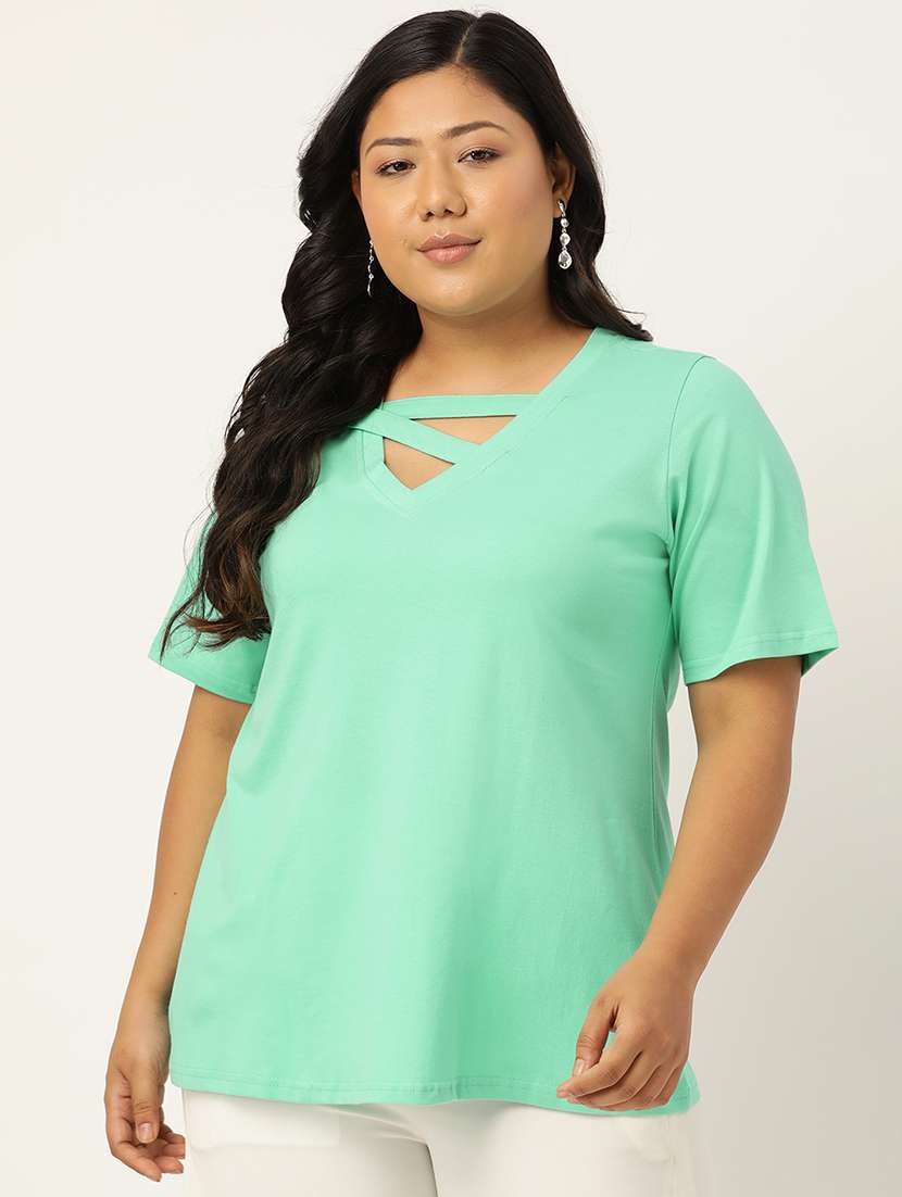 women's straight v neck top