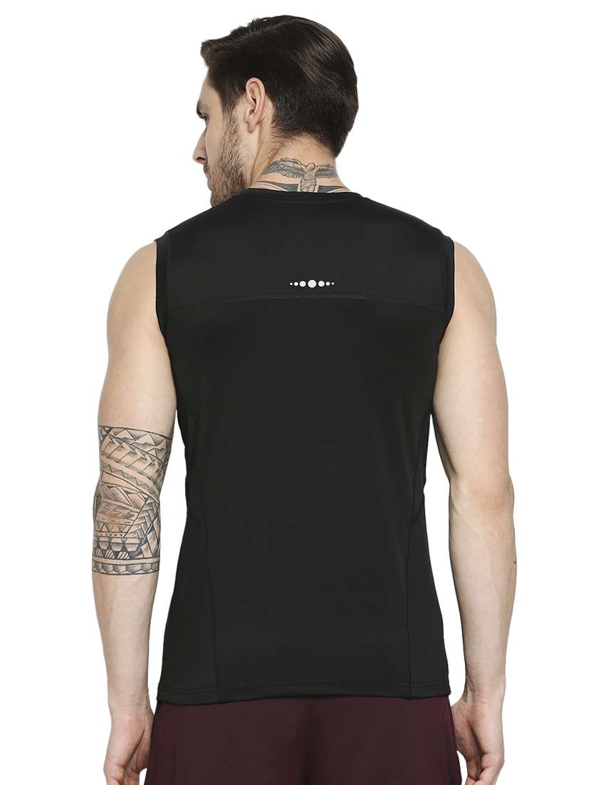 black solid t-shirt - 18273686 - Standard Image - 2