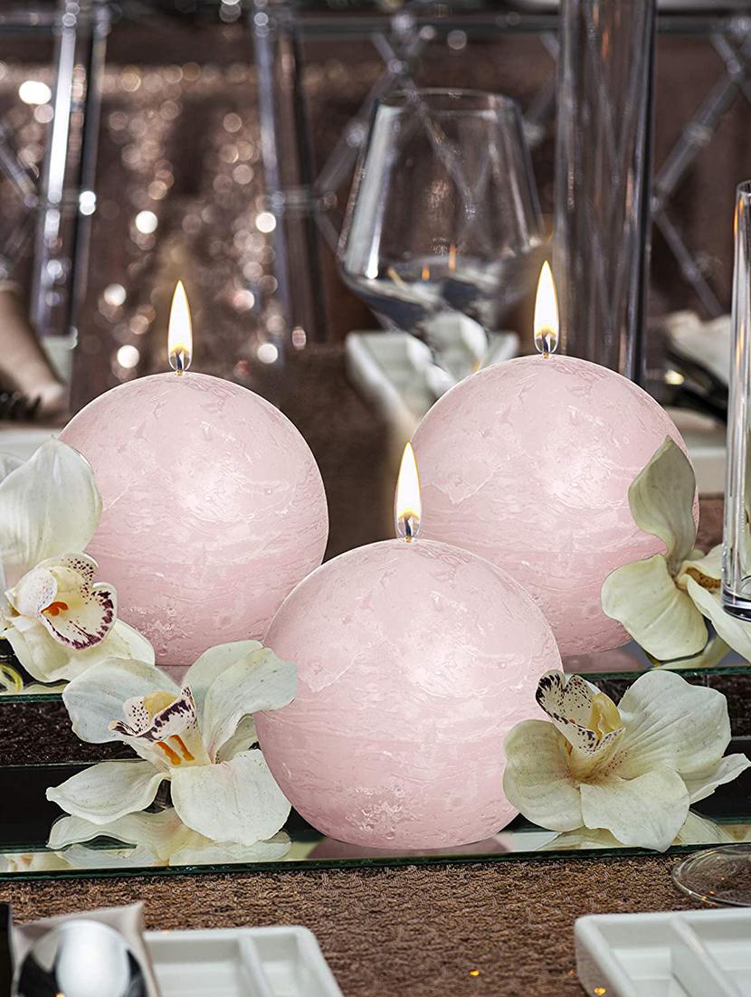 strawberry scented set of 3 pink color round candles