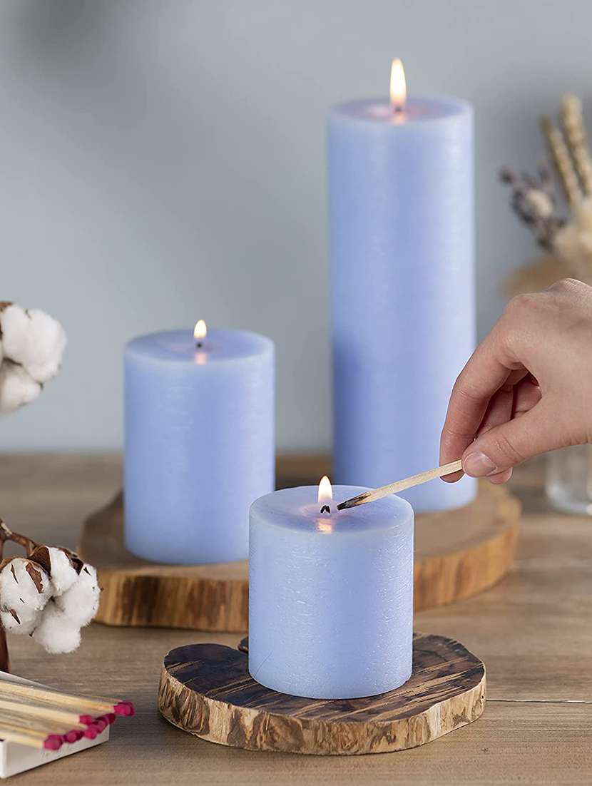 ocean breeze scented set of 3 light blue pillar candles