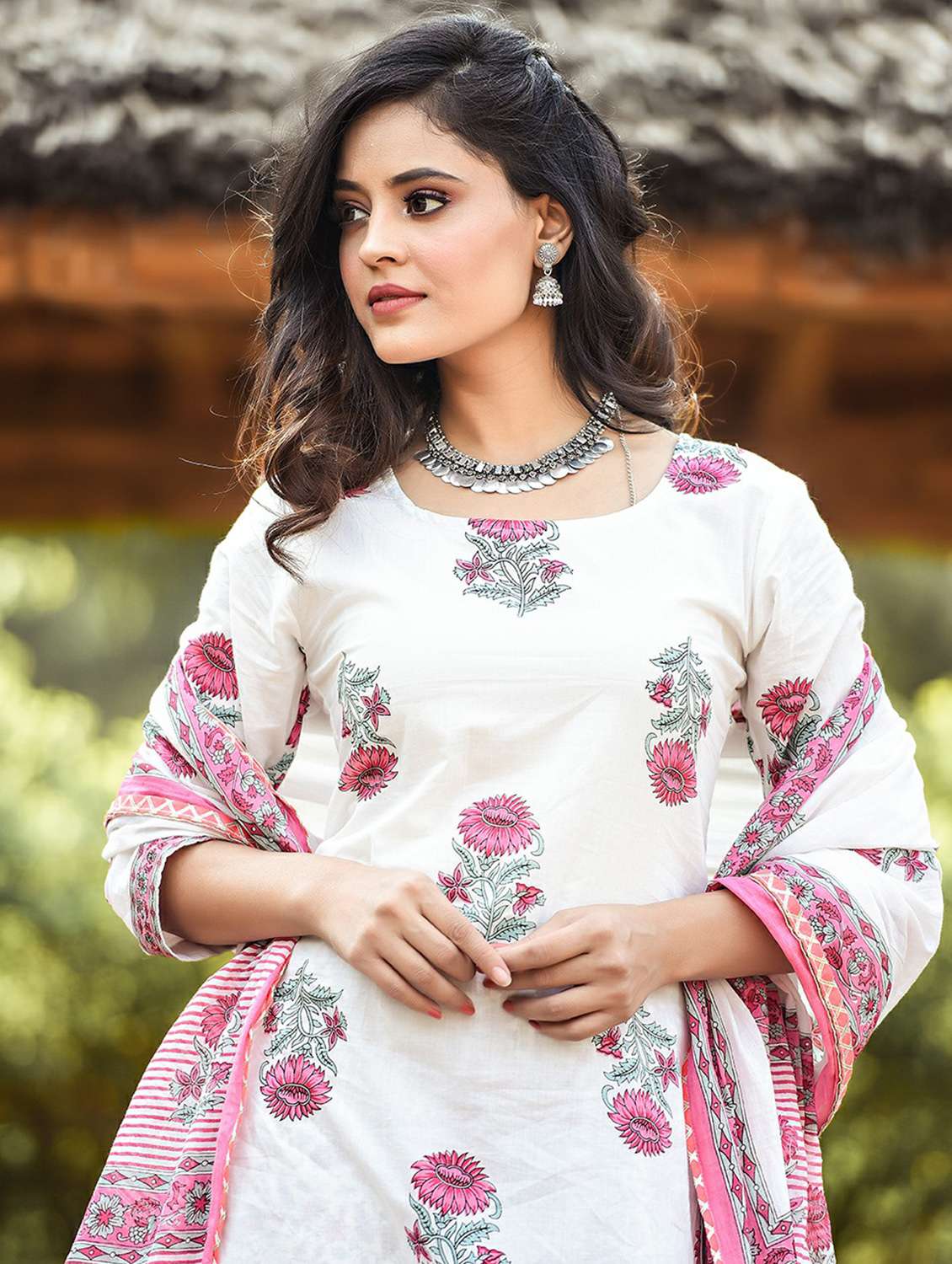 women three quarter sleeve kurta palazzo with dupatta set - 18294463 -  Standard Image - 2