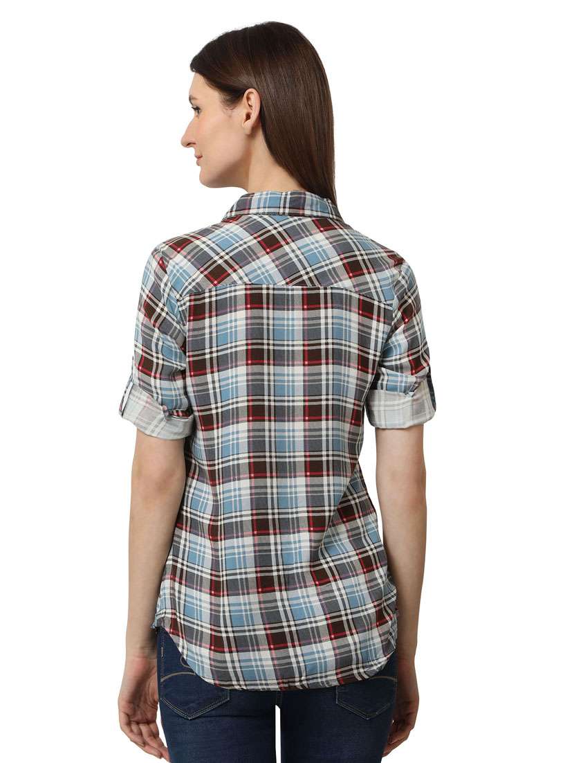 curved hem checkered  shirt - 18297786 -  Standard Image - 2