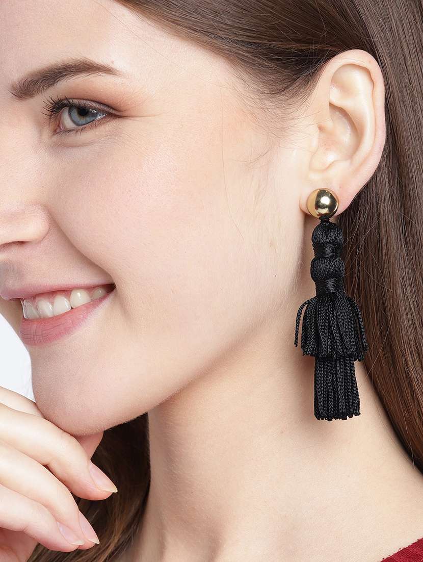 black rubber drop earring - 18299782 -  Standard Image - 2
