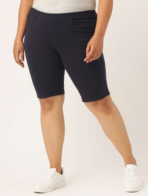 mid rise solid short - 18302710 - Standard Image - 0