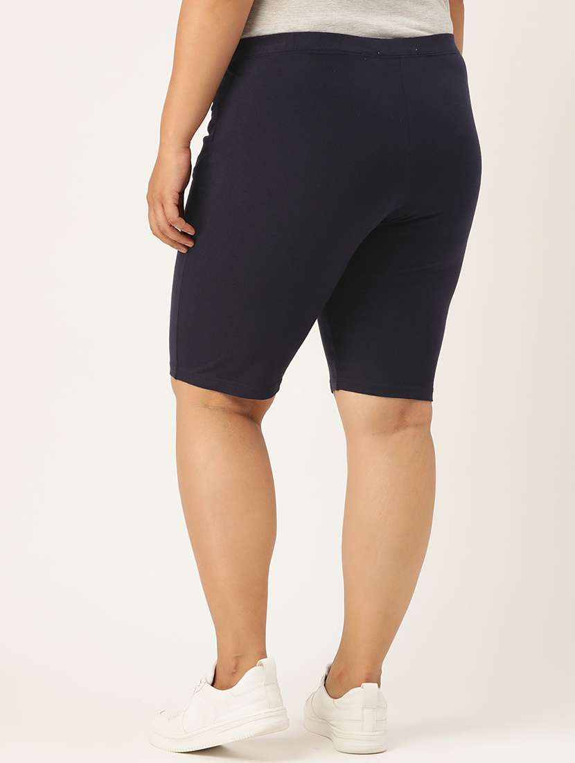 mid rise solid short - 18302710 - Standard Image - 2