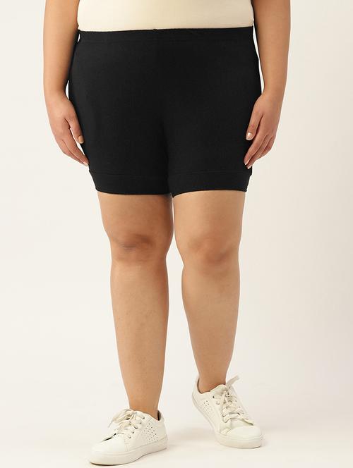 mid rise plus short - 18303579 -  Standard Image - 0