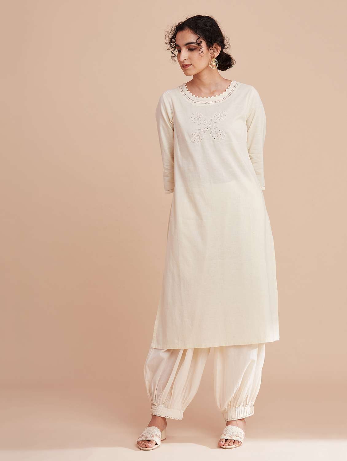 women's straight kurta