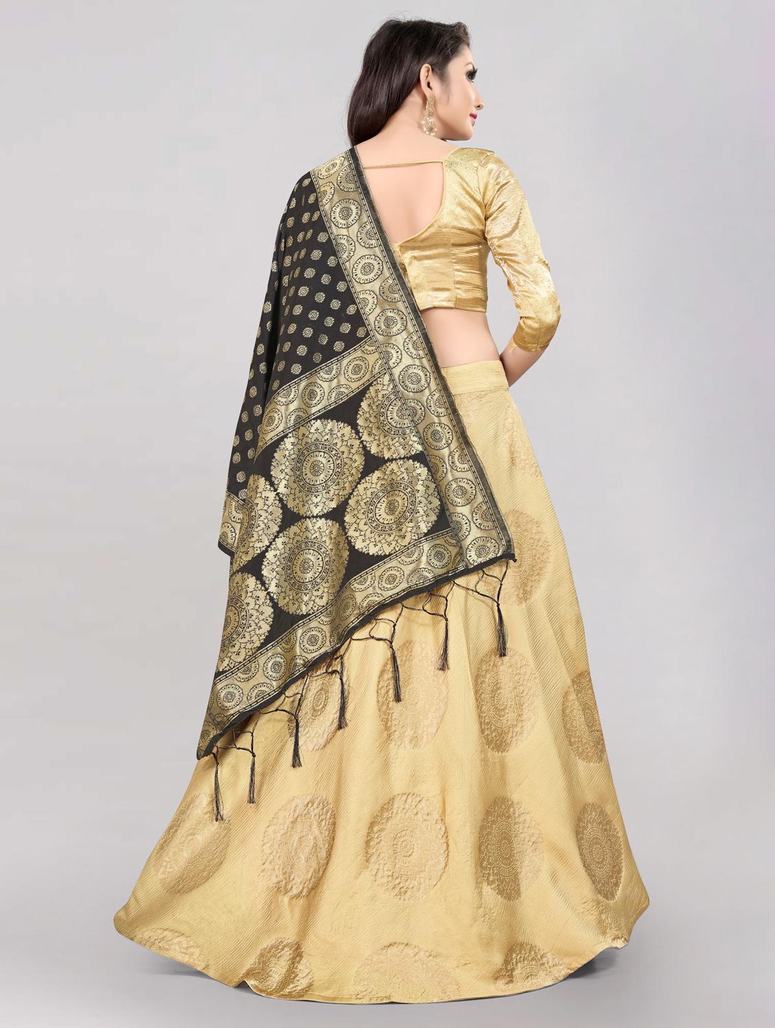 gold banarasi flared lehenga - 18308344 - Standard Image - 2