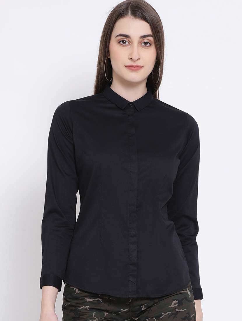 black solid regular shirt