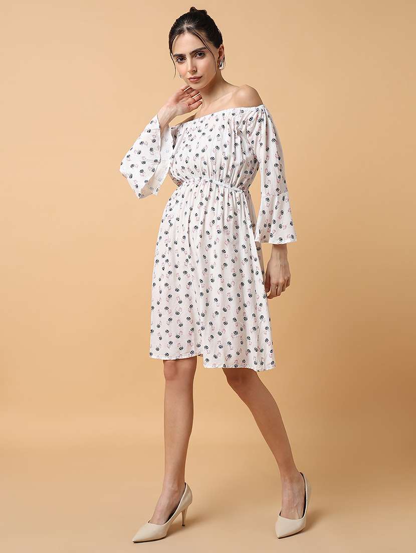 women's  floral dress - 18313172 -  Standard Image - 2