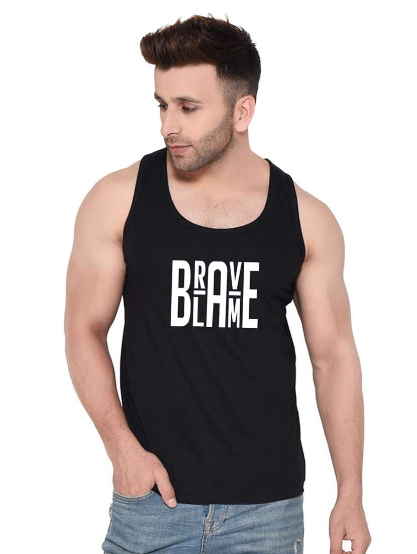 black chest-printed vest