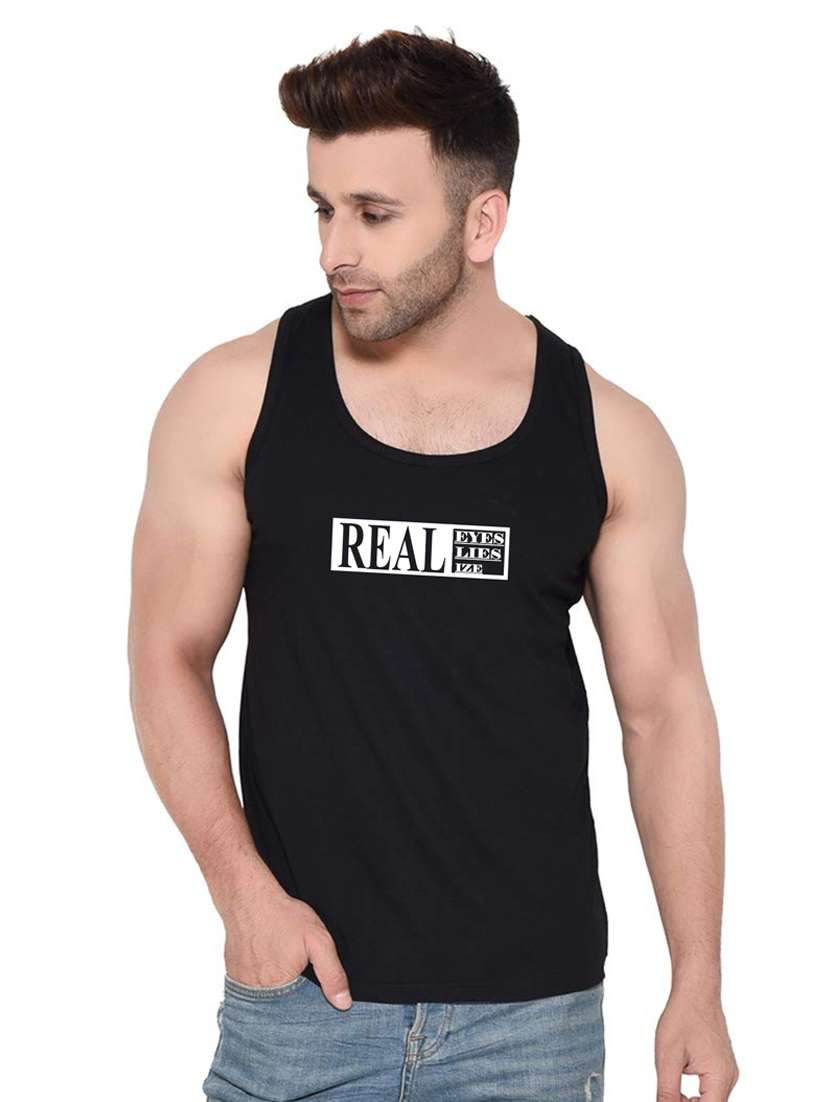 black chest-printed vest