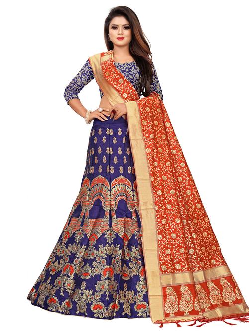 red banarasi flared lehenga - 18313899 -  Standard Image - 0