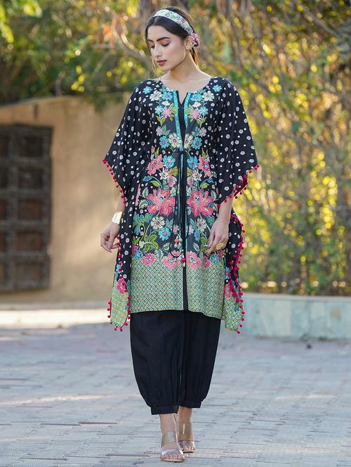 notch neck printed kaftan - 18321357 - Standard Image - 0