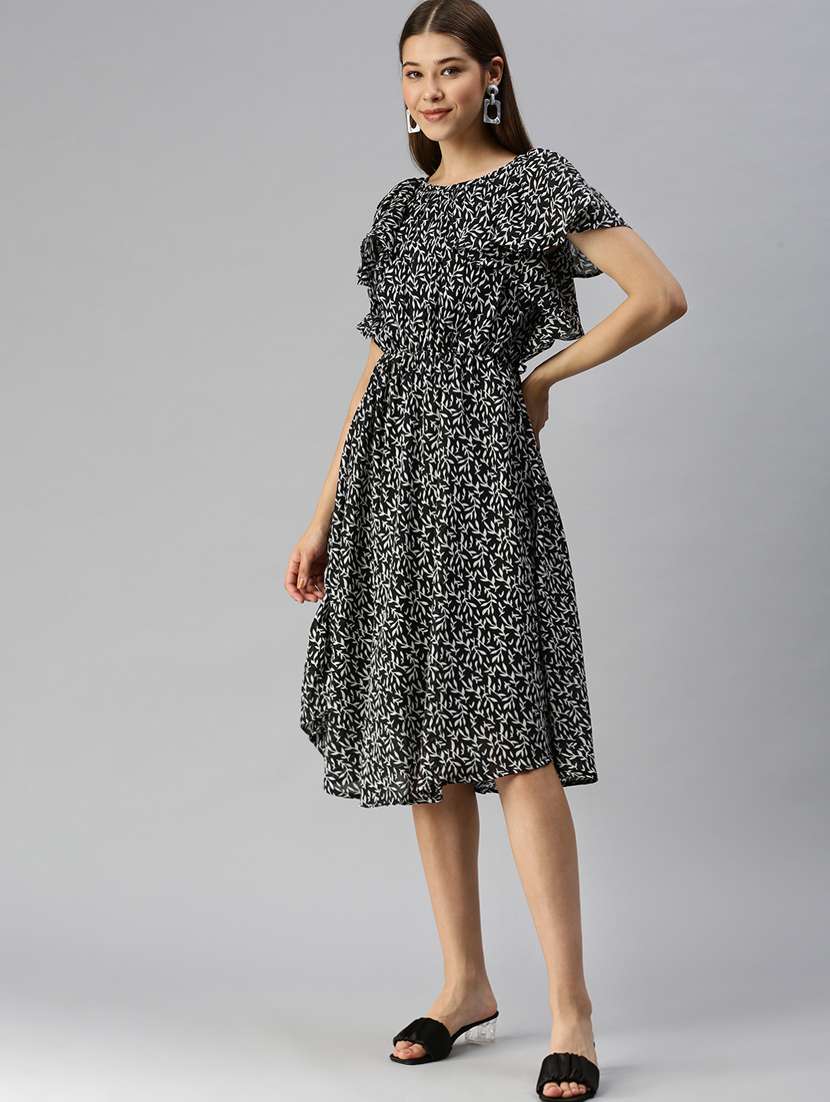 women's fit & flare leaf print dress - 18321842 - Standard Image - 2
