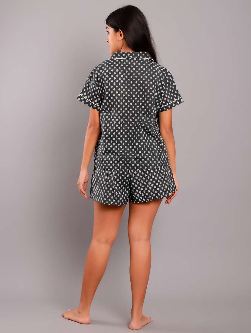 shirt collar printed nightwear shorts set  - 18322379 -  Standard Image - 2