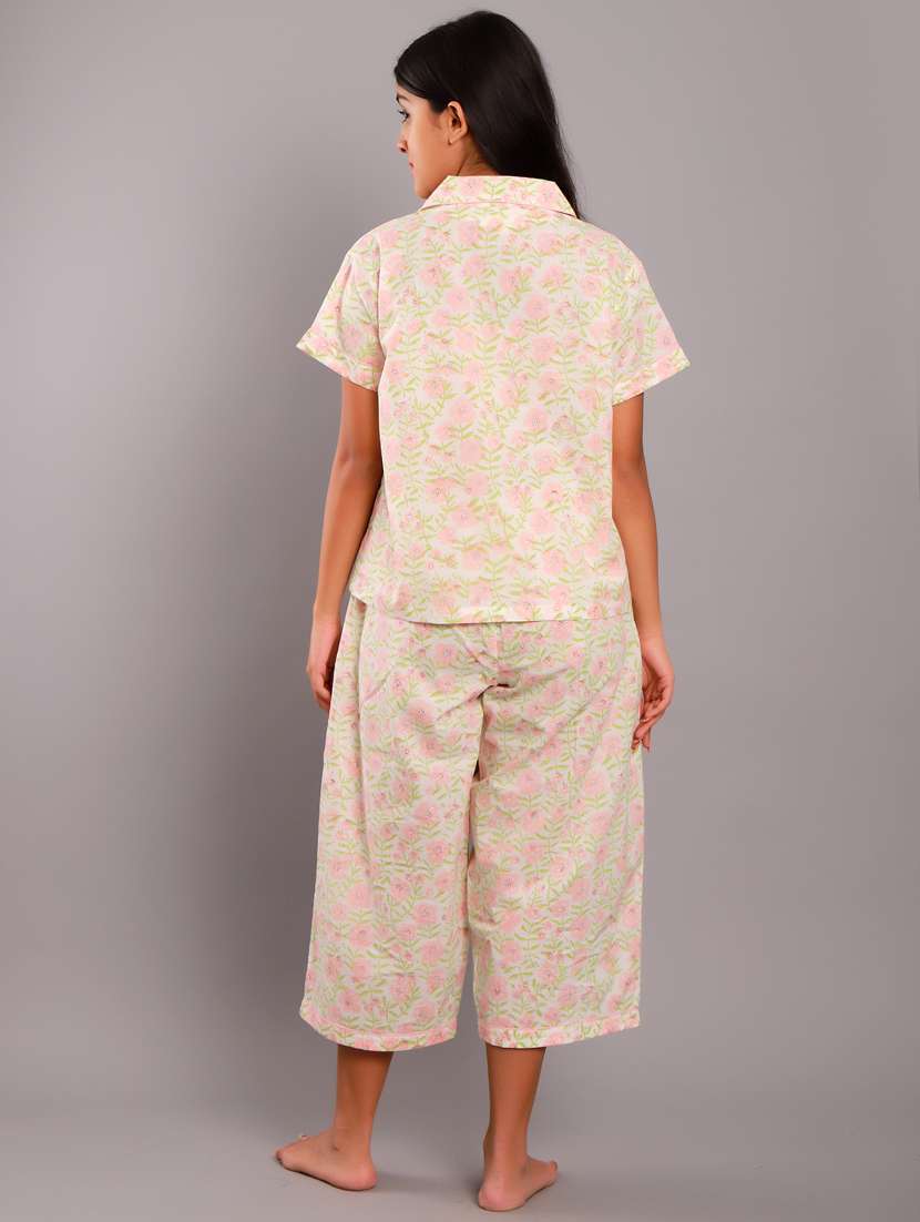 shirt collar printed nightwear capri set  - 18322389 -  Standard Image - 2