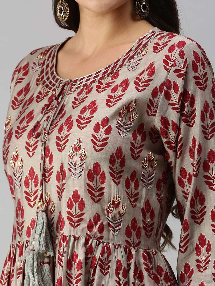 women printed kurta sharara set with dupatta - 18338297 - Standard Image - 7