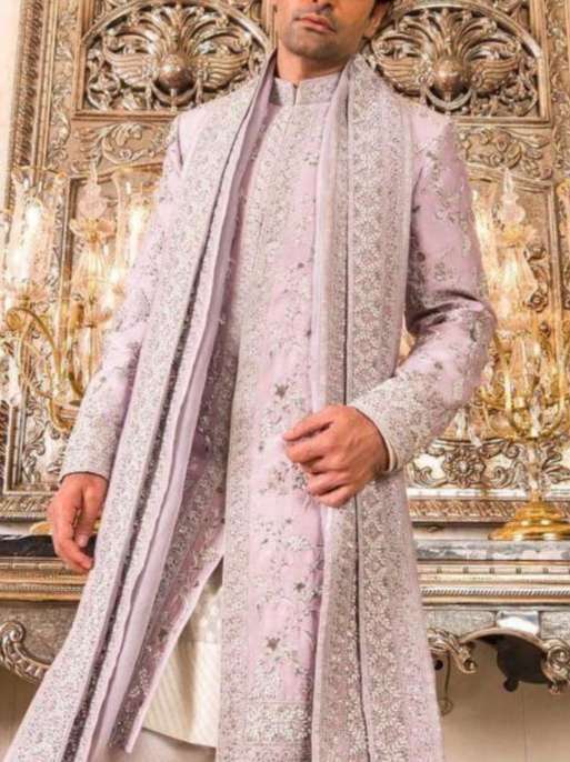 deziner sherwani with pant and juti