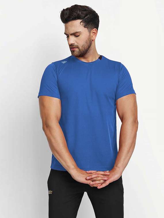 blue solid t-shirt