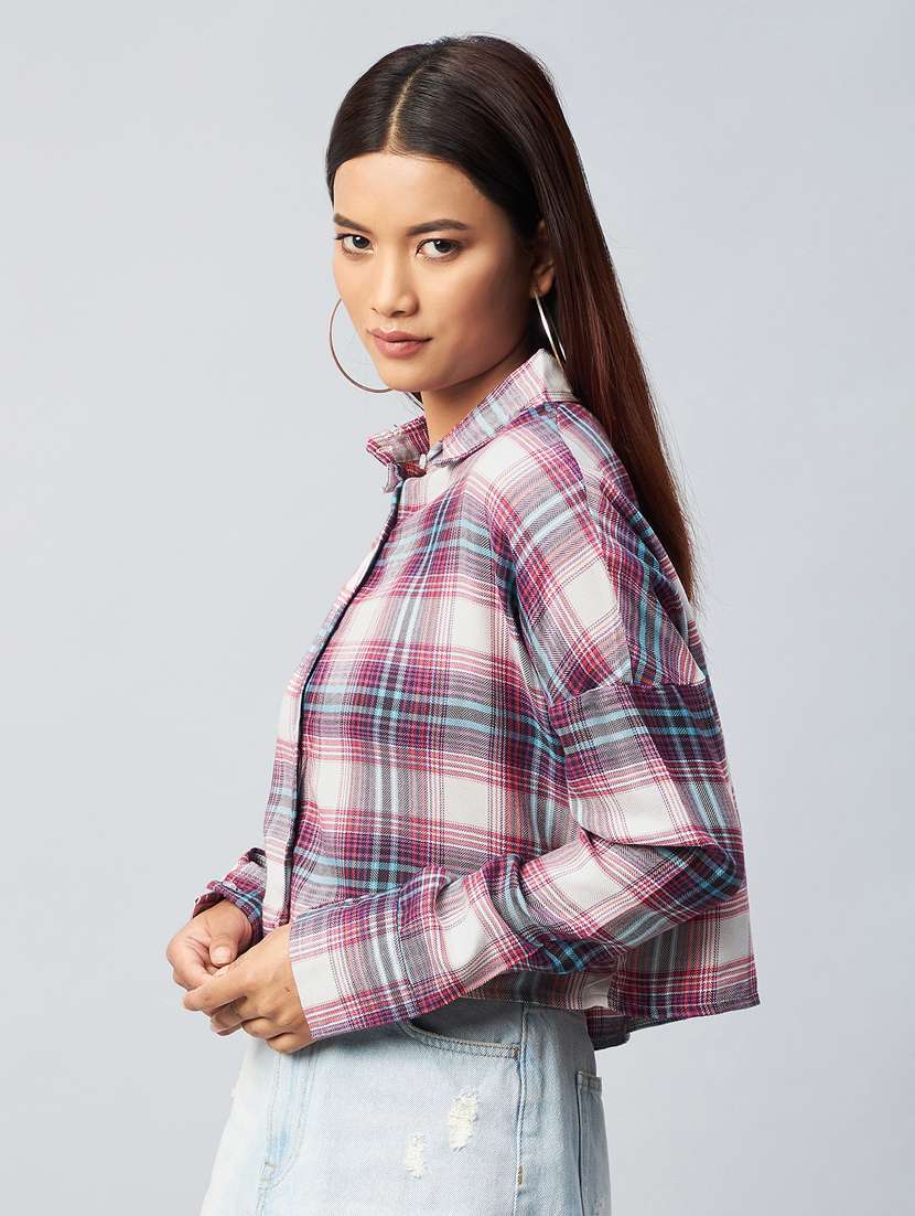 curved hem checkered shirt - 18342577 -  Standard Image - 2