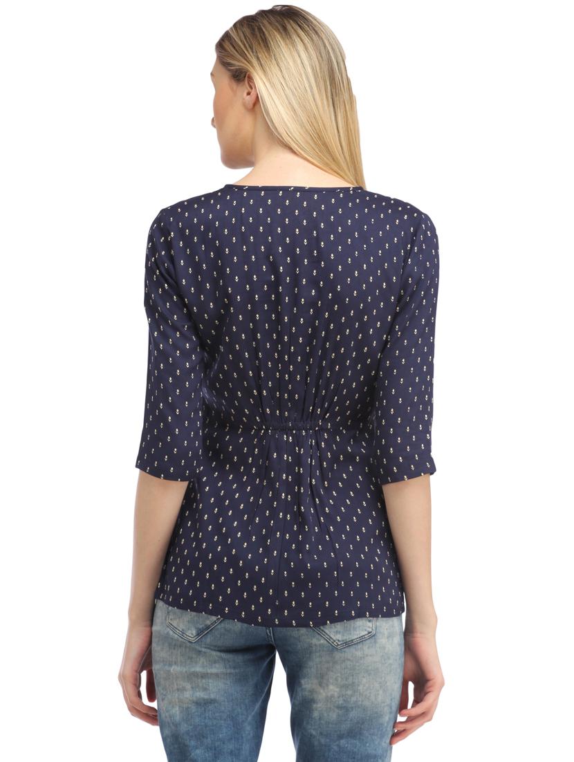 key hole neck printed top - 18347770 - Standard Image - 2
