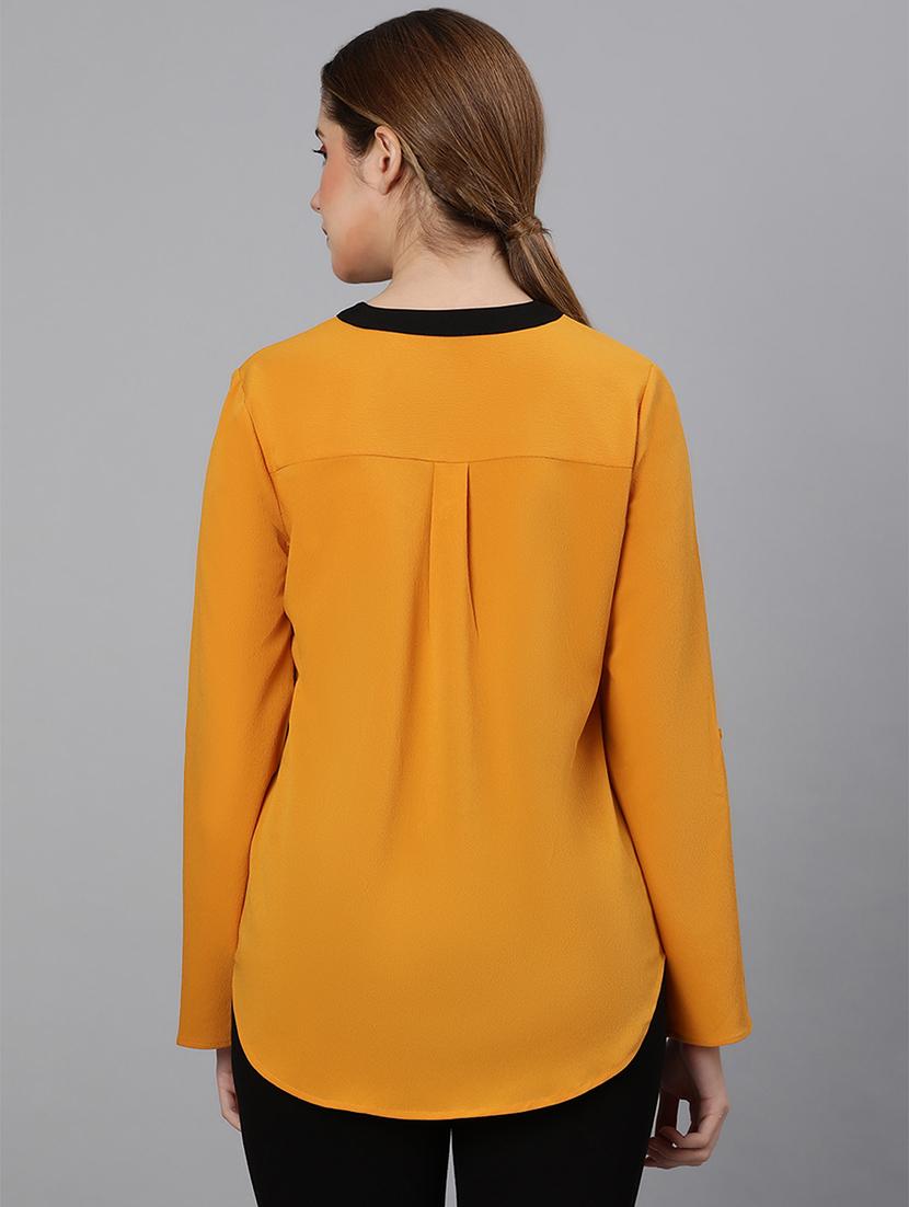 v-neck contrast detail top - 18354446 - Standard Image - 2