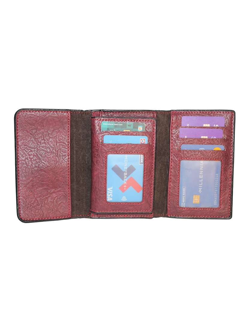 red solid wallet - 18370779 -  Standard Image - 2