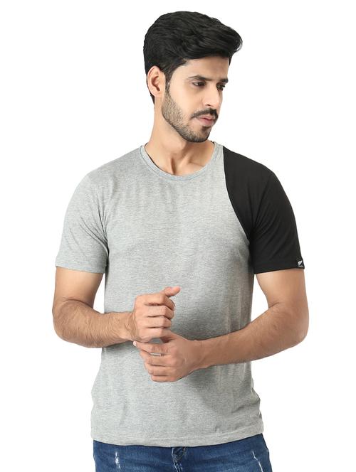 grey color-blocked t-shirt - 18370883 - Standard Image - 0