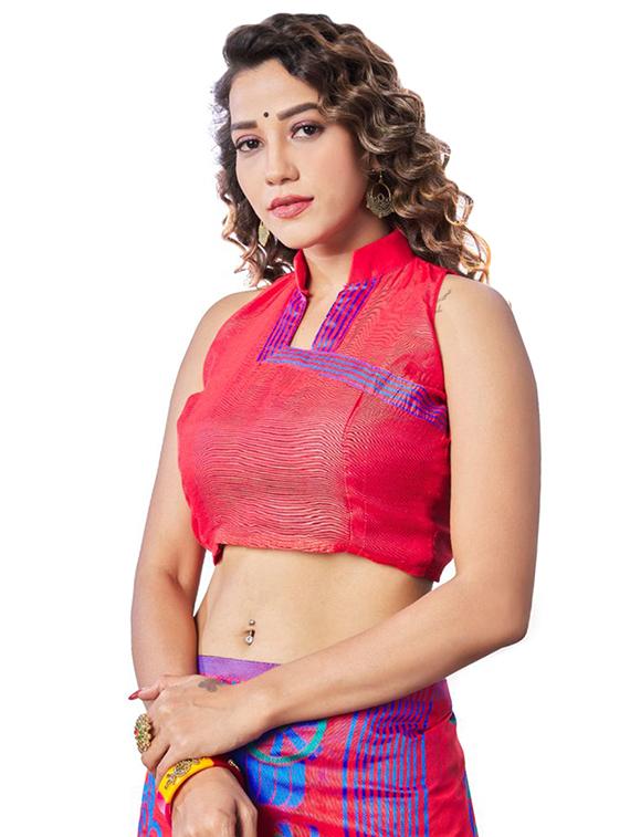 red printed saree with blouse - 18371052 - Standard Image - 2