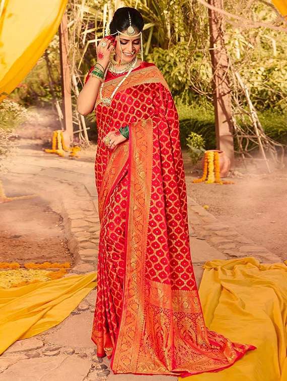 women's banarasi saree with blouse