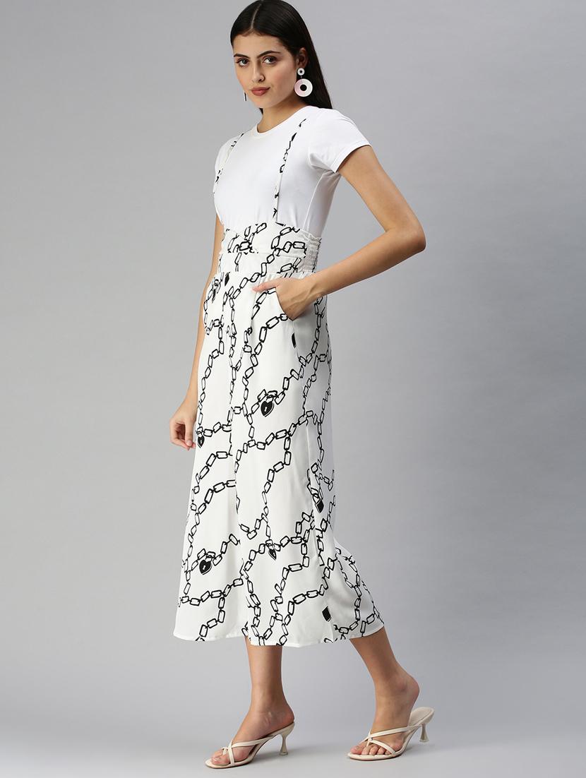 cami neck printed dungaree jumpsuit - 18372213 - Standard Image - 2