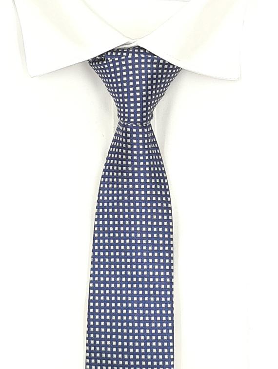 blue & white microfiber ty - 18378056 - Standard Image - 2