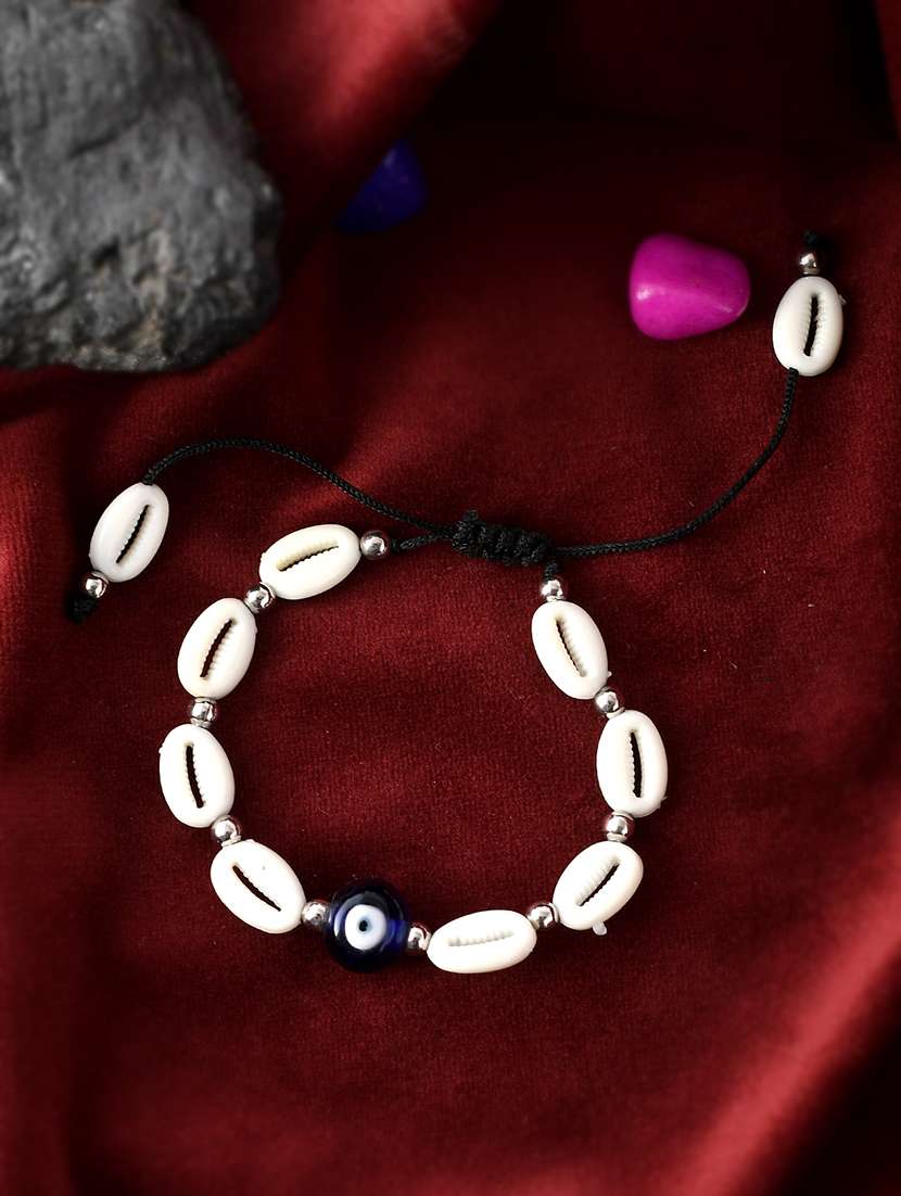 white natural sea shell kodi bracelet