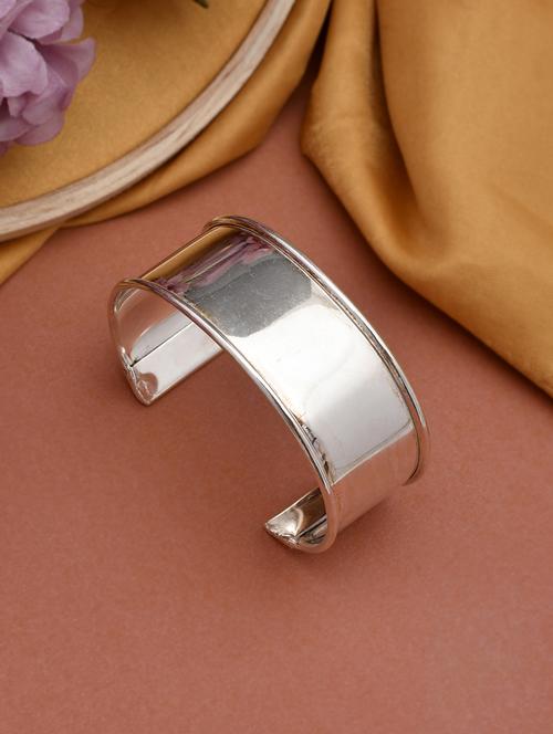 silver plated handcuff - 18378538 - Standard Image - 0