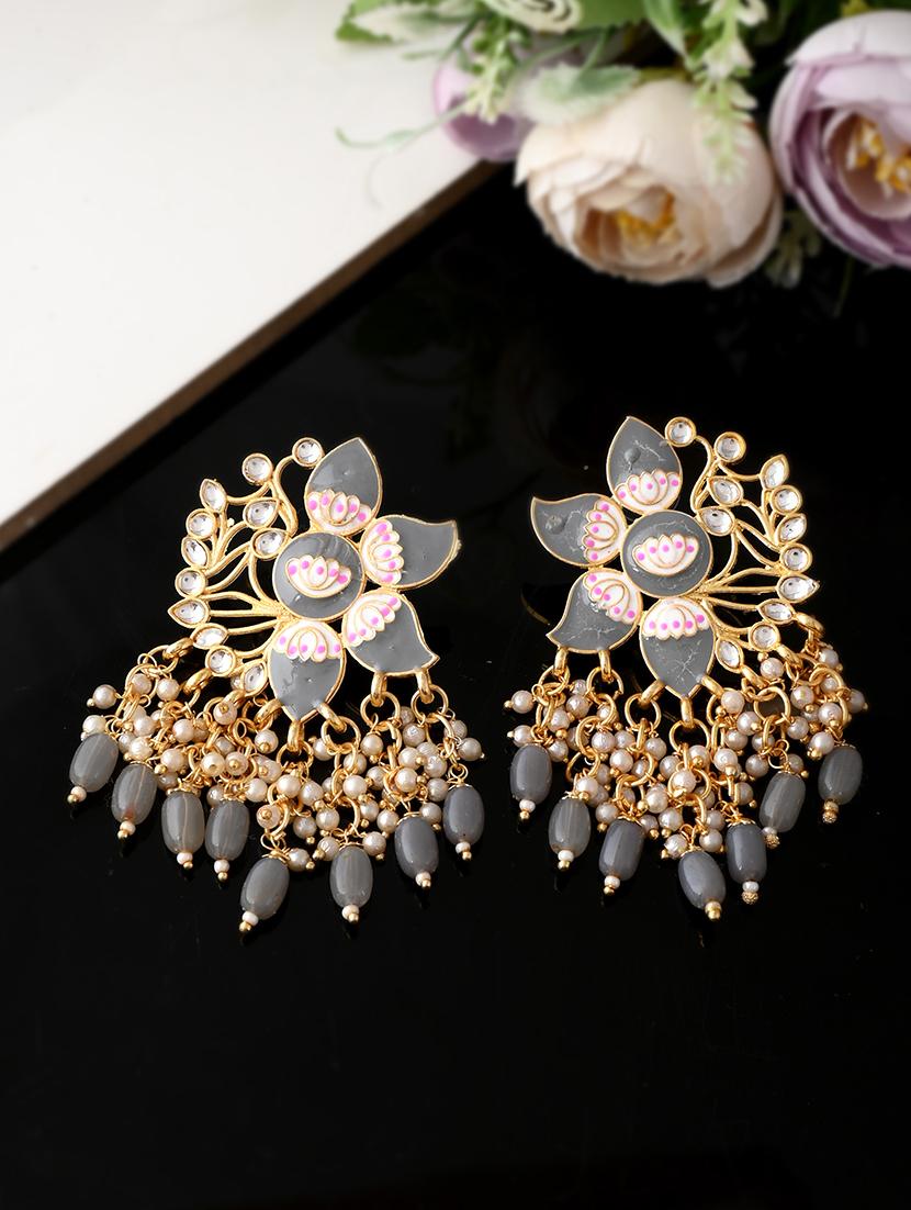 gold plated grey toned handcrafted kundan studded floral drop earrings - 18382618 - Zoom Image - 0