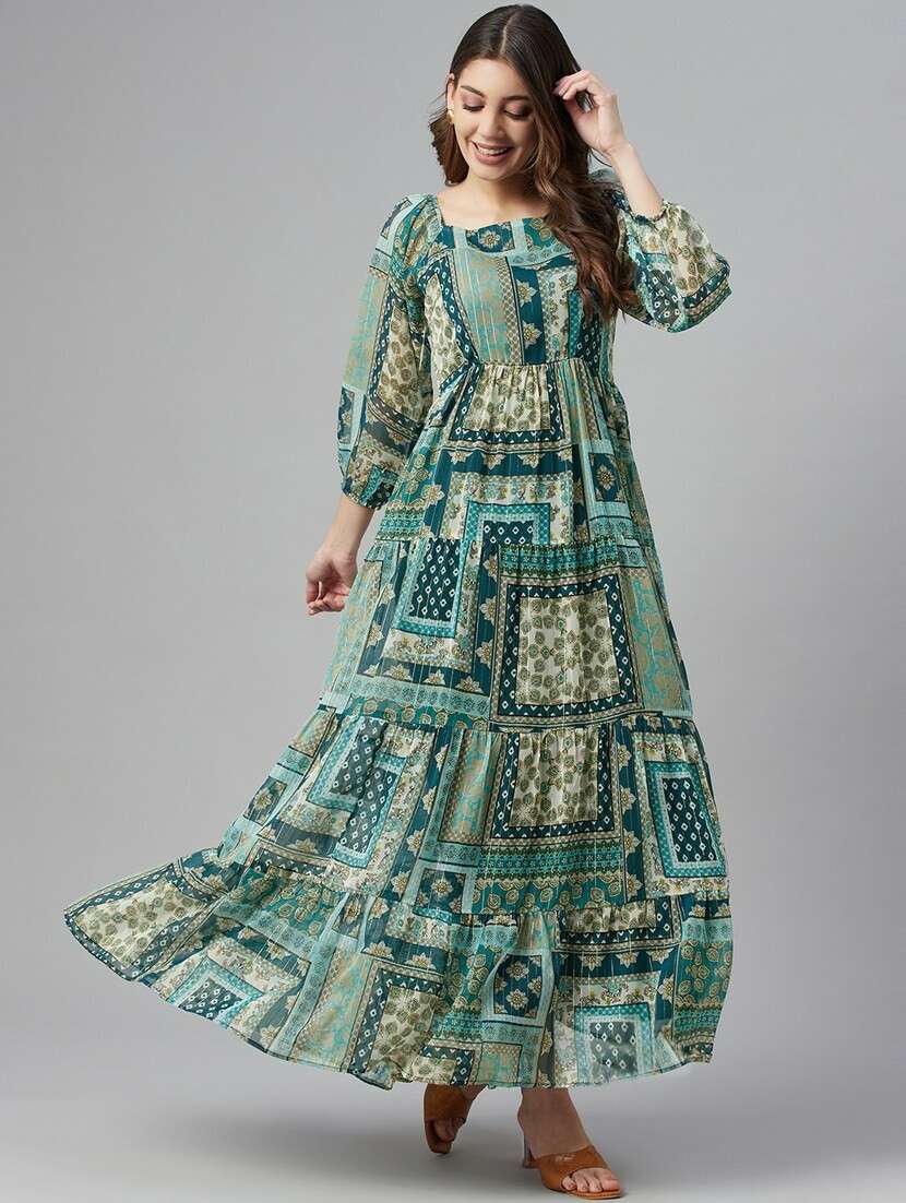 Women Printed Square Neck Tiered Dress