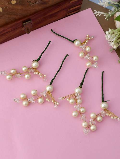bridal beads floral u pin - 18385233 -  Standard Image - 0