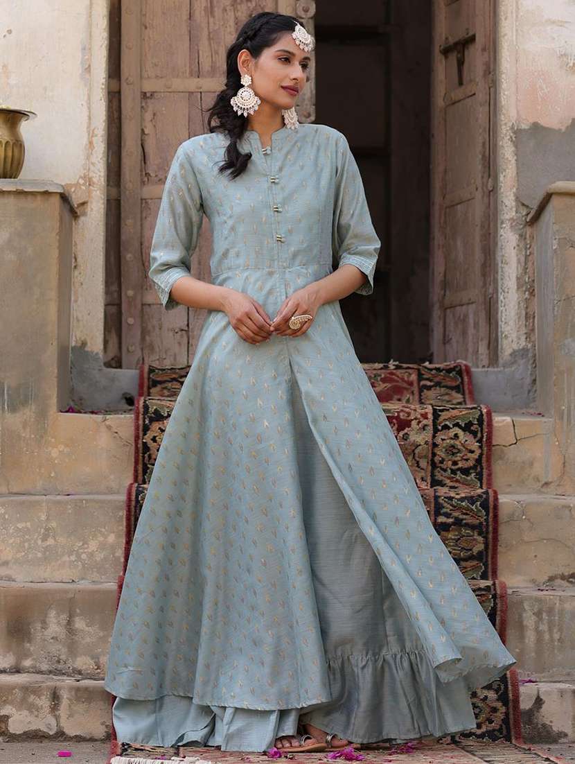 women's front slit kurta