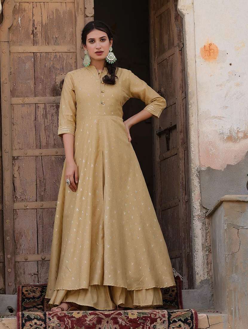 women's front slit kurta