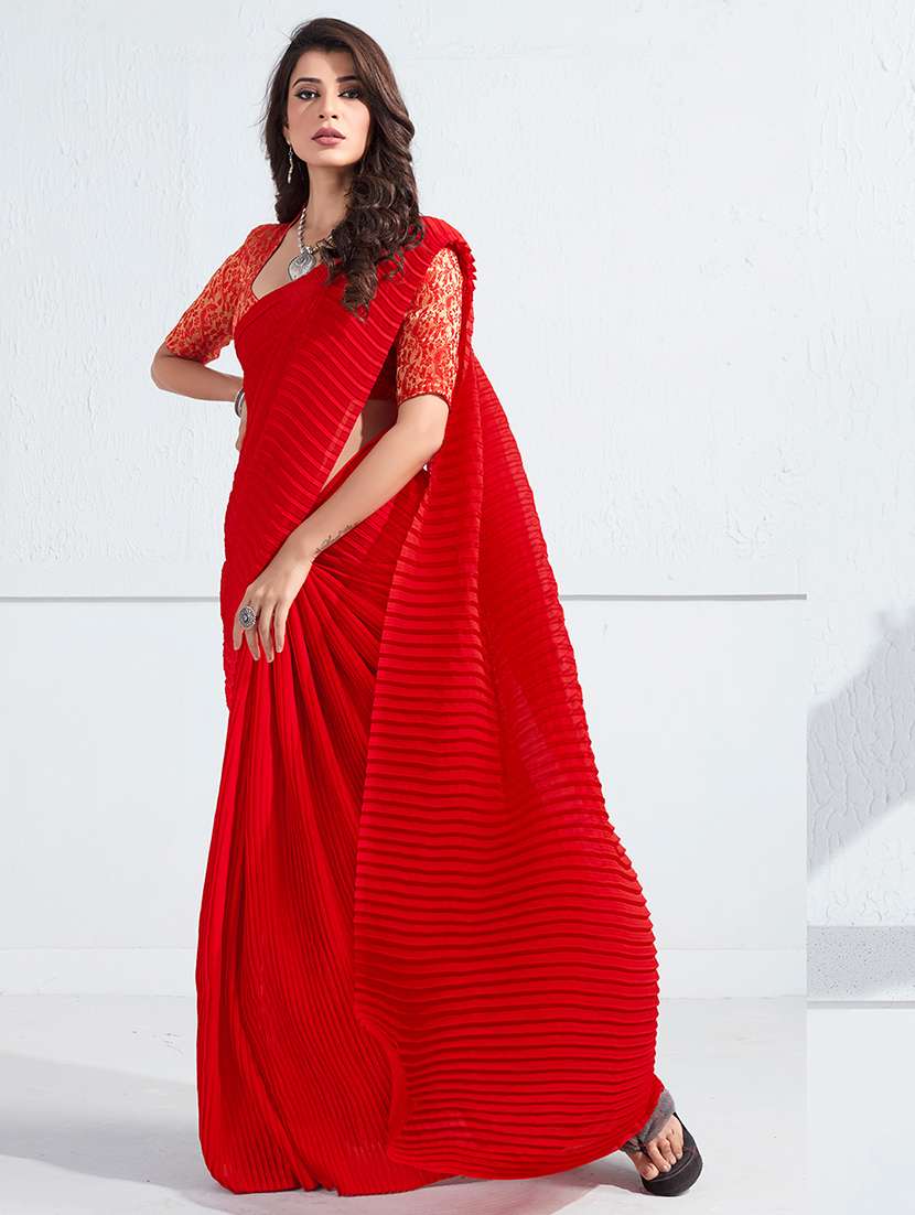 pleated plain saree with blouse