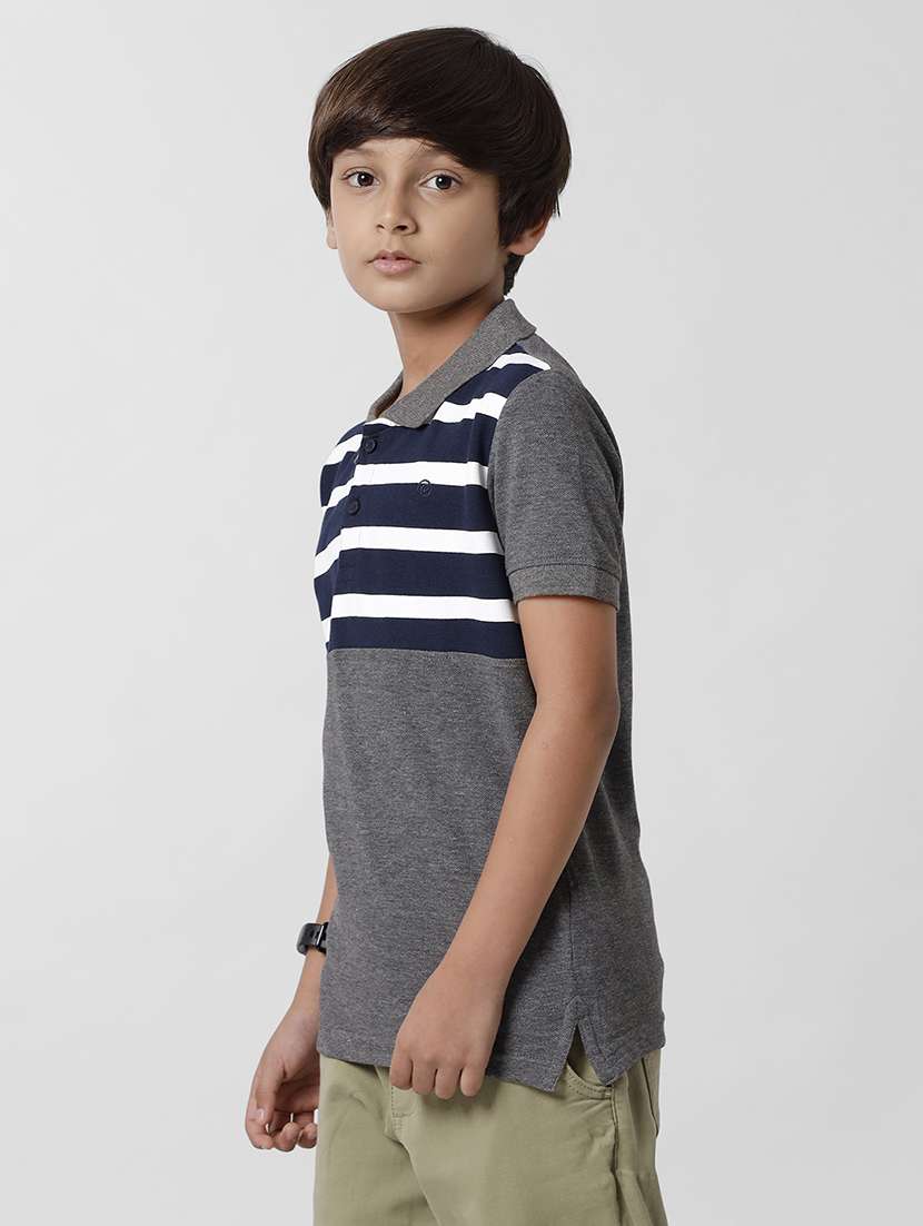 grey striped regular t-shirt - 18391634 -  Standard Image - 2